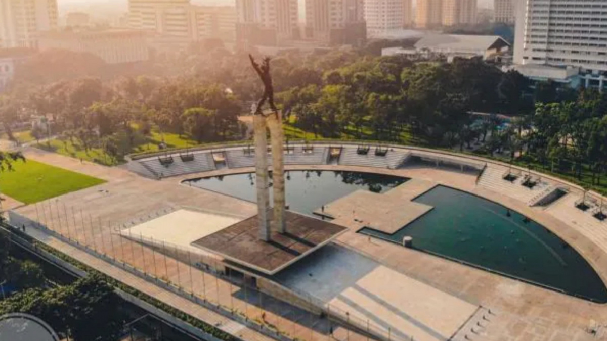 Lapangan Banteng [https://jakarta-tourism.go.id/]