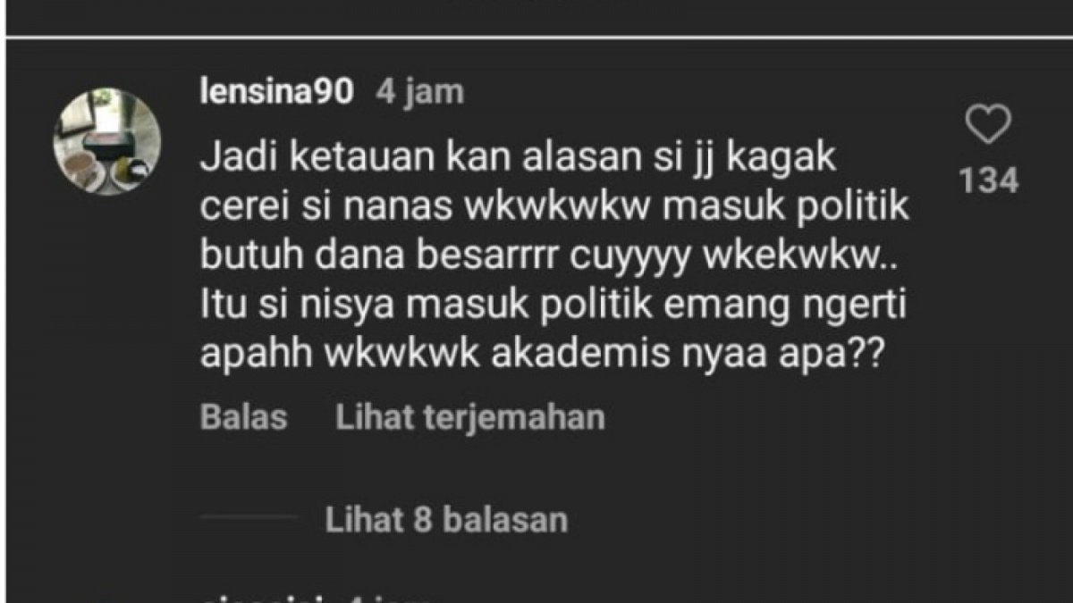 komentar warganet untuk jeje [Instagram @lambe_danu)]