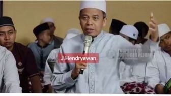 Ustaz Achmad Zen Gencarkan Khilafah, Sebut Soekarno Pengkhianat hingga  LGBT Sedang Merajalela