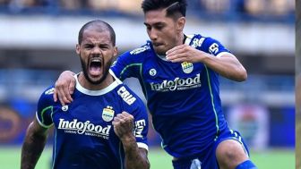 Persib Bandung Taklukan PSIS si GBLA dengan Skor 2-1