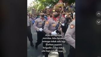 Viral Masyarakat Ledek Sambo kepada Barisan Polisi Saat Karnaval Kemerdekaan, Warganet: Bentuk Kekecewaan