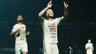 Gol Semata Wayang Michael Krmencik Jadi Penentu Kemenangan Persija di Kandang Arema FC