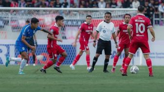 Duel Sengit Persis Solo vs PSIS Semarang Berakhir Imbang