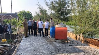 FABA, Limbah PLTU yang Diolah Menjadi Beton Sebagai Konstruksi Jalan dan Tanggul Penangkal Banjir Rob di Demak