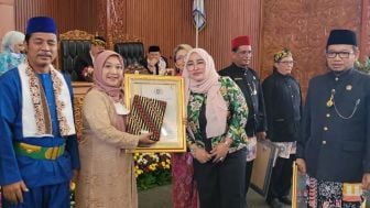 Dianggap Miliki Tingkat Kedisiplinan Tinggi, Tujuh Anggota Dewan Depok Raih BKD Award