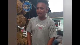 Viral! Penjual Durian Mirip Ferdy Sambo, Warganet : Bukannya Bangga Malah Malu