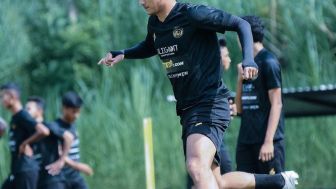 Jelang Hadapi Pekan ke-11, Javier Roca: Gaya Main Arema FC Harus Berubah