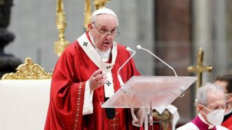 Paus Fransiskus Panjatkan Doa Untuk Korban di Kanjuruhan