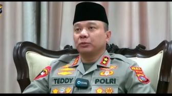 Isi Surat Irjen Teddy Minahasa Membantah Kasus Narkoba yang Menjeratnya: Saya Bukan Pengguna atau Pengedar