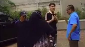 Tidak Berada di Tempat Tinggal Sebelumnya Saat Dilabrak Warga, Pasangan Lesti Billar Pindah Rumah?