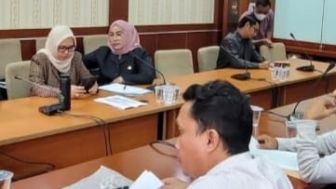 Soal Polemik KBM SDN Pondokcina 1, Komisi D : Siswa Belajar Seperti Biasa Mulai Senin Depan