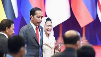 Ibu Iriana Joko Widodo Diduga Mengalami Penghinaan Lewat Tweet 'majikan-pembantu', Gibran Rakabuming dan Kaesang Pangarep Pasang Badan