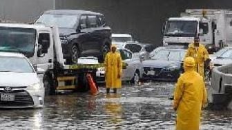 Diterjang Banjir, Jalan Penghubung Mekkah ke Jeddah Sempat Terputus