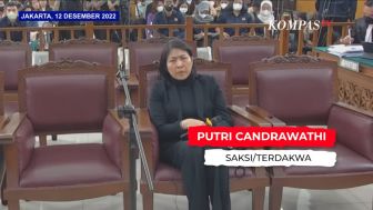 Bantah Perlakukan Brigadir J Layaknya ART, Putri Candrawathi: Yosua Tawarkan Diri Setrika Baju Anak Saya
