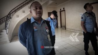 Sempat Diludahi, Tim Dinsos DKI Jakarta Bahagia Mengetahui Kabar Ibu Eny Semakin Membaik