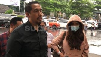 Dihujat karena Jadi Kuasa Hukum Ferry Irawan, Sunan Kalijaga Balik Hardik Warganet: Kalian Tahu Apa Soal KDRT?