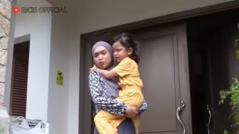 Mazaya Nangis Dengar Ria Ricis Tabrak Kucingnya yang Ternyata Hanya Prank, Warganet Geram: Pikirin Dampak Psikisnya, Jangan Cuan Aja!