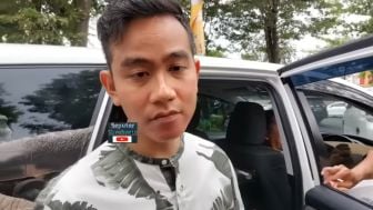 Disindir tak Paham Konstitusi karena Dukung Israel, Gibran Berikan FX Rudy Tsunami Fakta Soal Kepuasan Publik Solo