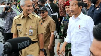 Pasca Kisruh Piala Dunia U-20, Ganjar Pranowo Tampilkan Muka Girang Bisa Satu Mobil Lagi dengan Presiden Jokowi