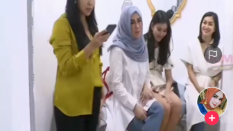 Syahnaz Sadiqa Kerap Bikin Ulah, Amy Qanita Ternyata Berulang Kali Meminta Maaf kepada Ibunda Jeje Govinda: Anak Saya Aduh..