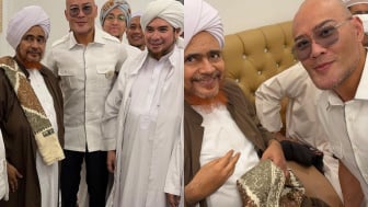 Ini Jawaban Haru Deddy Corbuzier Saat Ditanya Amalan Bisa Cium Tangan Habib Umar: Dihujat, Dihina