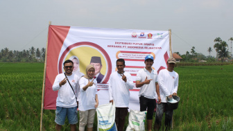 Pemberian Pupuk Gratis oleh Caleg Partai Gerindra dari Sukabumi Bangkitkan Sektor Pertanian Indonesia