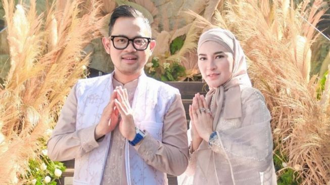 Shandy Purnamasari Telah Berpisah dengan Gilang Juragan 99, Teman Artis Geger