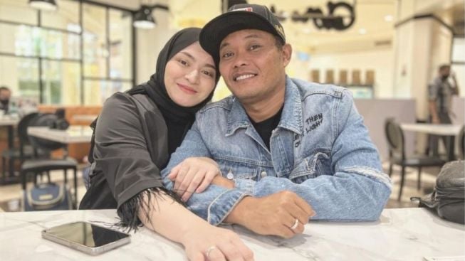 Masih Ragu Menikah dengan Fariz, Nathalie Holscer Masih Belum Move On dari Sule?