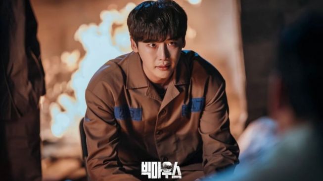 Wajib Militer Tidak Menurunkan Kualitas Lee Jong Suk dalam Sukseskan Big Mouth