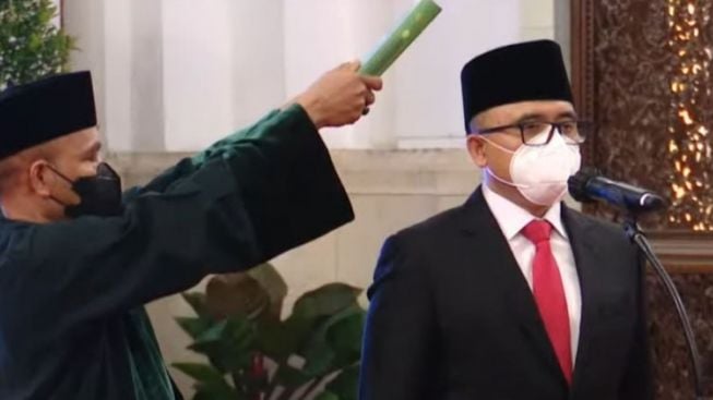 Usai Dilantik, Ini Pesan Jokowi ke Azwar Anas