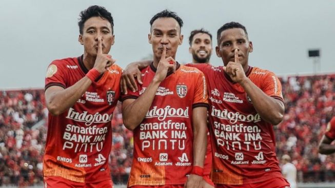 Bali United Pesta Gol Lawan Dewa United, Ilija Spasojevic Cetak Hattrick