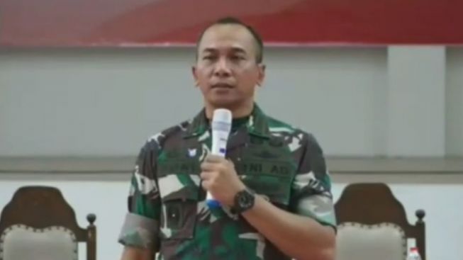 Dandim 0733 Kota Semarang Tegur Pernyataan Effendi Simbolon: Ingat Peristiwa 17 Oktober 1952!