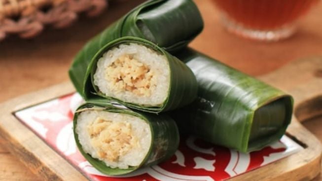 Yang Sedap untuk Sajian Arisan: Lemper Ayam ala Rice Cooker