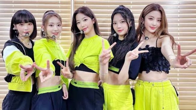LE SSERAFIM Cetak Sejarah Baru di Billboard Chart 200