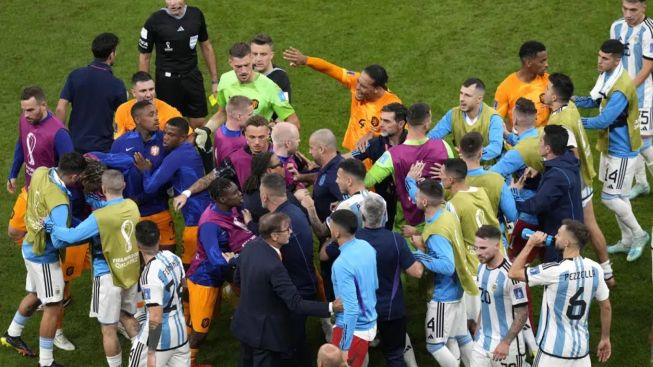 Bukan Hanya Denda, Argentina Bisa Dapat Hukuman Lebih Berat dari FIFA Imbas Ricuh dengan Belanda