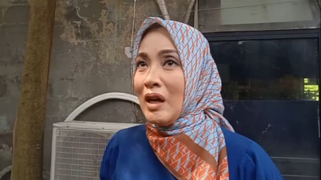 Elma Theana Kabarkan Ferry Irawan Stres dan Ingin Rujuk dengan Venna Melinda, Warganet Minta Jangan Ikut Campur