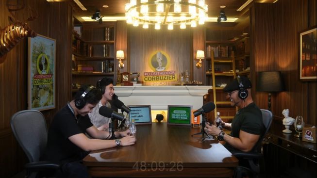 Terlihat Masih Kesal, Athalla Naufal Minta Deddy Corbuzier Jadwalkan Pertandingan Tinju dengan Ferry Irawan