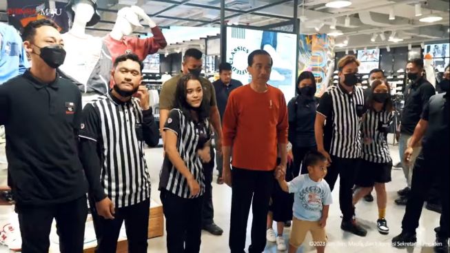 Ajak Main ke Mall di Kota Medan, Polah Lucu Nahyan Buat Presiden Jokowi hingga Paspampres Kewalahan