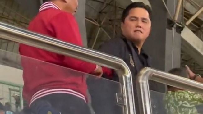 Momen Erick Thohir Berikan Kedipan Mata kepada Zainuddin Amali Saat Bahas Piala Dunia U-20, Sinyal Positifkah?