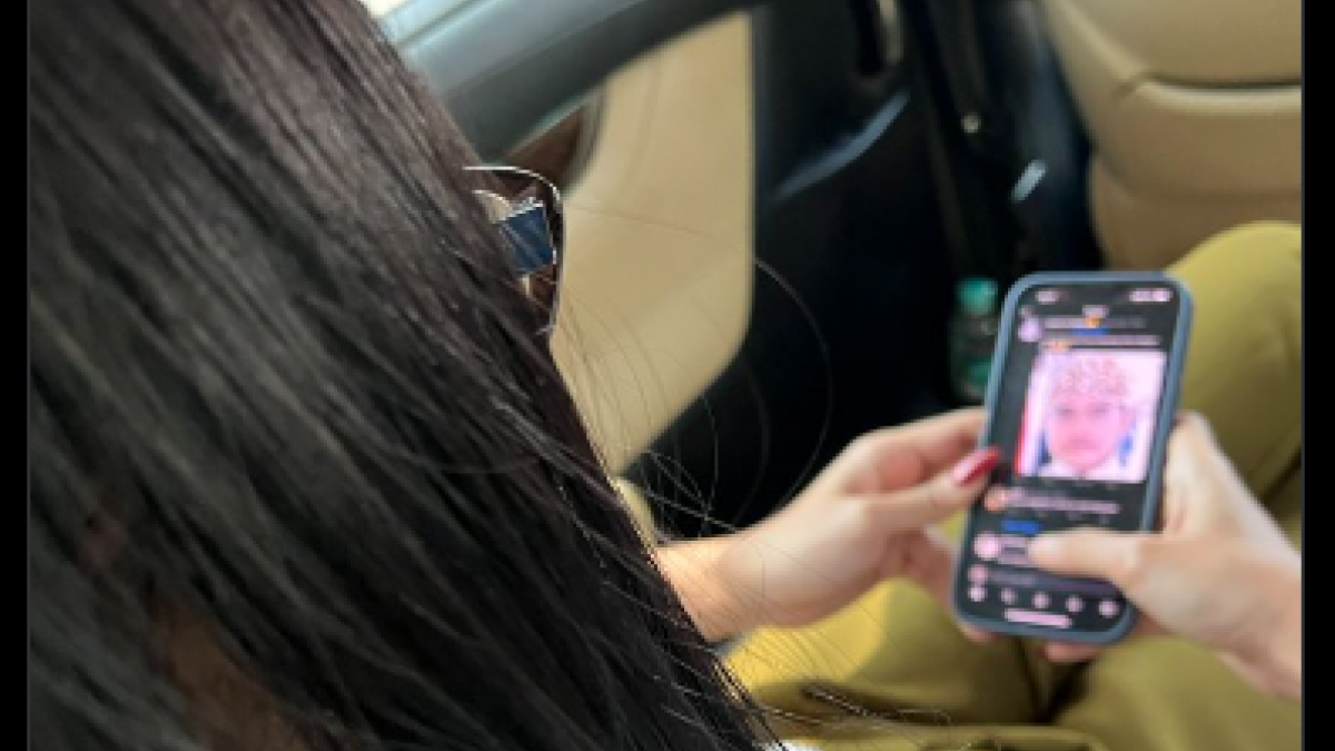 Ekspresi Erina Gudono melihat meme suaminya, Kaesang Pangarep di medsos. (tangkapan layar/
