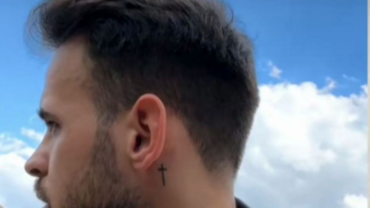 Bantah Pindah Agama usai Cerai dengan Nikita Mirzani, Antonio Dedola Ungkap Tato Salib di Leher: Itu Sudah Ada Sebelum Saya Muslim