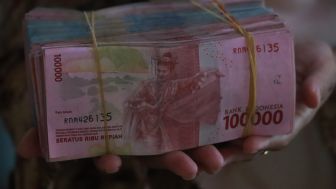 Nilai Tukar Rupiah Mengalami Penurunan Tapi jauh Lebih Baik Di Banding Dengan Negara Lain