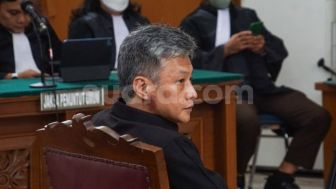 Divonis 3 Tahun Penjara, Hakim Umbar 'Dosa-dosa' Hendra Kurniawan di Kasus Brigadir J: Tak Jujur hingga Ogah Menyesal!
