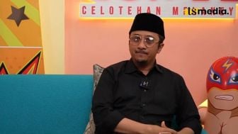 Ustaz Yusuf Mansur Kecelakaan, Ban Mobil sampai Pecah Gegara Jalan Tol Berlubang!