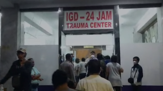 2 Balita jadi Korban Ledakan Pertamina Plumpang, Tangis Keluarga Para Korban Pecah di RS Mulyasari