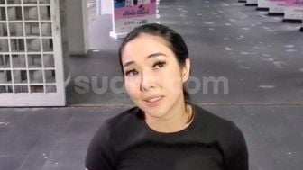 Heboh Video Panas Gisel Dipeluk Pria di Kelab Malam, Netizen: Susah Tobat!