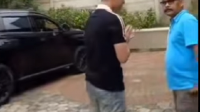 Video Rizky Billar Disemprot Tetangga, Emak-emak Ikutan Ngomel: Kamu Ini Sopir, Gak Usah Ngikut-ngikut!