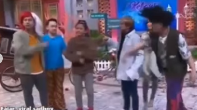 Fajar Sadboy Pemuda Galau Diundang TV Cuma buat Nangis, Raffi Ahmad: Kamera Zoom, Buru!