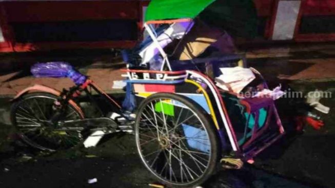 Modal Peci dan Masker Tipu Teller BCA, Kisah Tukang Becak Kuras Duit Bos Kos-kosan hingga Ratusan Juta