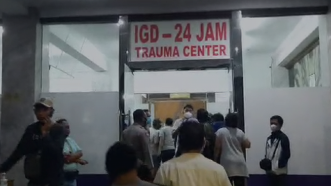 2 Balita jadi Korban Ledakan Pertamina Plumpang, Tangis Keluarga Para Korban Pecah di RS Mulyasari
